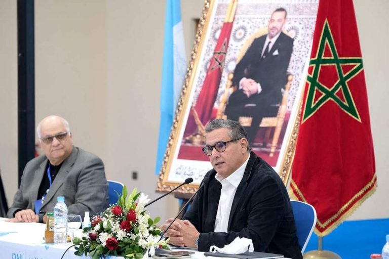 أخنوش يلتقي ب"تجمعيي" جهة مراكش آسفي ويدعو إلى تثمين صلة الوصل مع المواطنين
