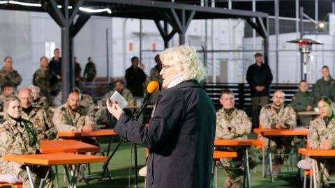 وزيرة الدفاع الألمانية تلتقي جنود بلادها في العراق