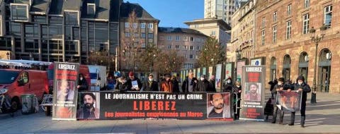 نشطاء يطالبون من أمام البرلمان الأوروبي بالإفراج عن الصحفيين والمعتقلين السياسيين بالمغرب