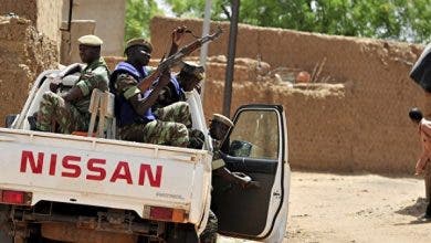 Photo of احتجاز رئيس بوركينا فاسو في معسكر للجيش