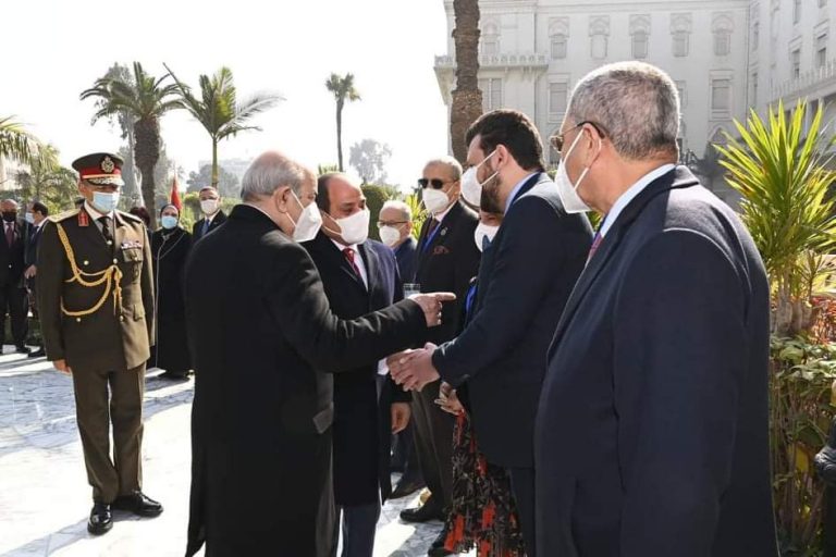 زيارة تبون لمصر .."تسول" لثقل القاهرة عربيا وحشد التأييد لقمة "الاستفزاز"