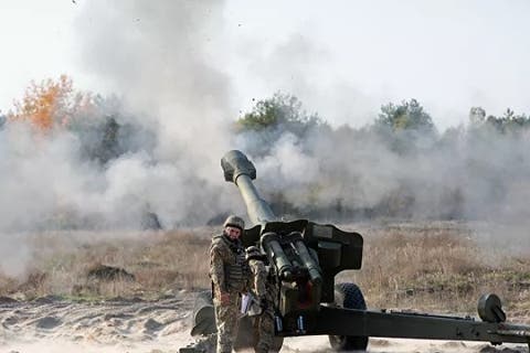 أوكرانيا تعلن عن مقتل أول جنودها خلال تبادل القصف