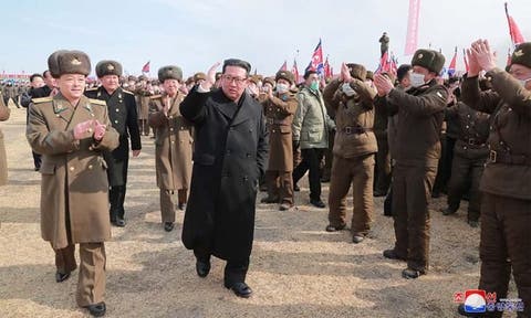 كوريا الشمالية تسجل أول إصابة بكورونا.. و”الزعيم” يعقد اجتماعا طارئا