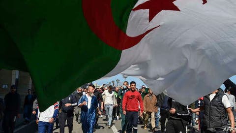 الجزائر.. السجن 5 سنوات للعسكري “العائد من إسبانيا”