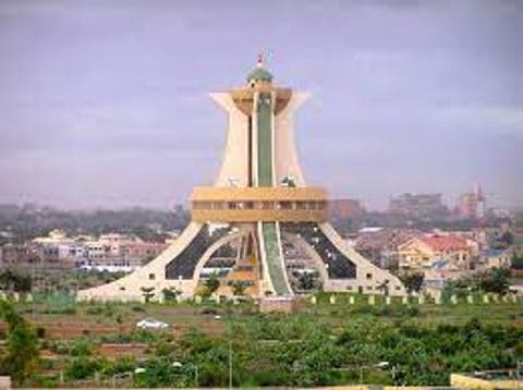 المجلس العسكري في بوركينا فاسو يعين حكومة انتقالية