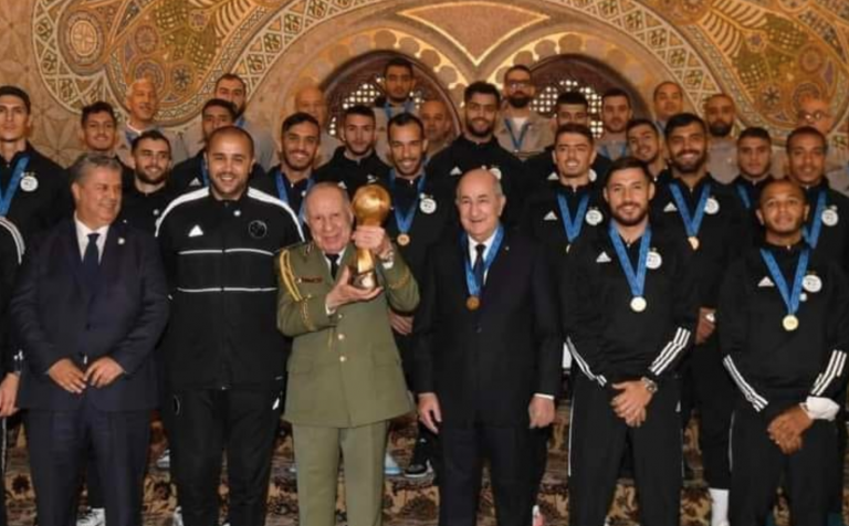 جنون العسكر .. الجزائر تتهم المغرب بالضلوع في مؤامرة لاقصاء منتخبها من مونديال قطر