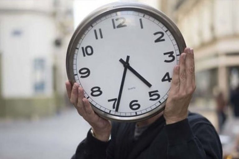 تذكير.. العودة الى توقيت "غرينيتش" يوم غذ الأحد