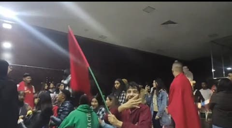 فرحة بشوارع العيون بعد تأهل المنتخب الوطني المغربي