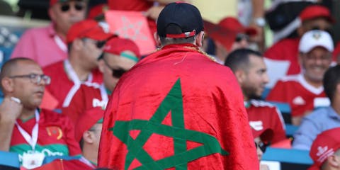 اللجنة المنظمة تضع رايات المغرب في كل مقاعد مركب محمد الخامس