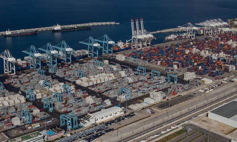 دراسة امريكية : ميناء طنجة المتوسط ضمن أفضل ثلاثة موانئ للحاويات الأكثر كفاءة في العالم