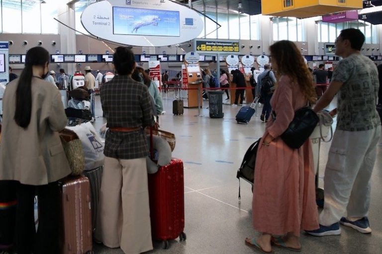 مع اقتراب عطلة العيد.. حجوزات الطيران ترتفع و أسعار التذاكر تتضاعف