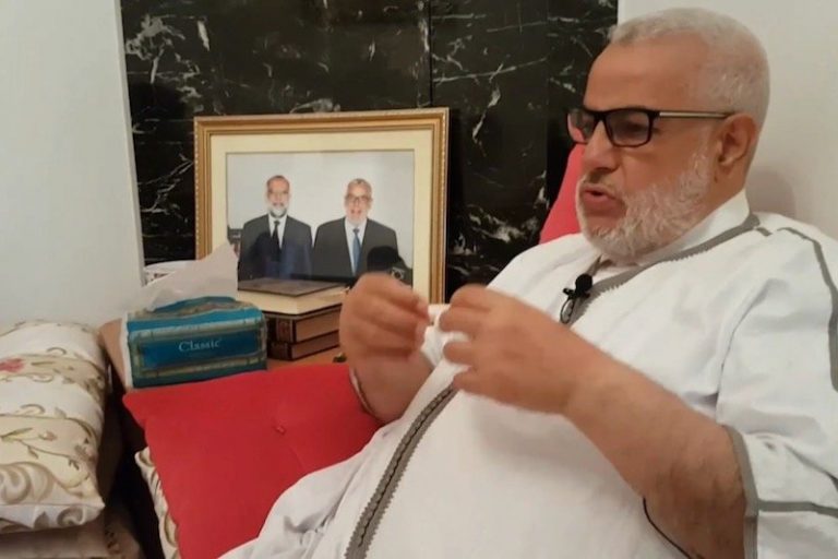 بنكيران: "أغضبني تصرف الوزيرة لي جمعت شي مؤثرين و عطاتهم 23 مليار"