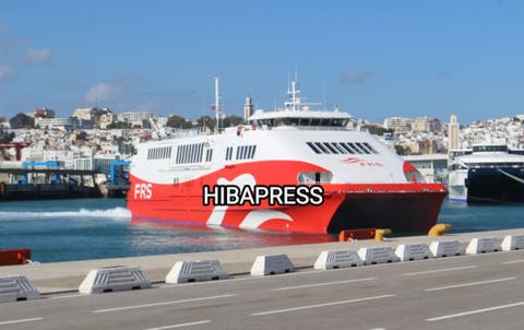 مغاربة الخارج يشتكون لهيب أسعار النقل البحري لبوريطة