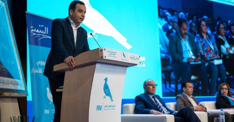 بيتاس : لسنا ملائكة ولا نمارس جمع الحطب في غابات وليال مظلمة