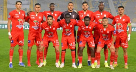 توقيف لاعبين من نادي حسنية أكادير بسبب واقعة ” المدابزة “