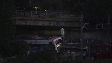 Photo of إصابة العشرات في حادث قطار بمقاطعة تاراغونا الإسبانية
