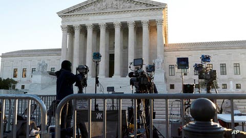 المحكمة العليا الأمريكية تلغي حق المرأة في الإجهاض