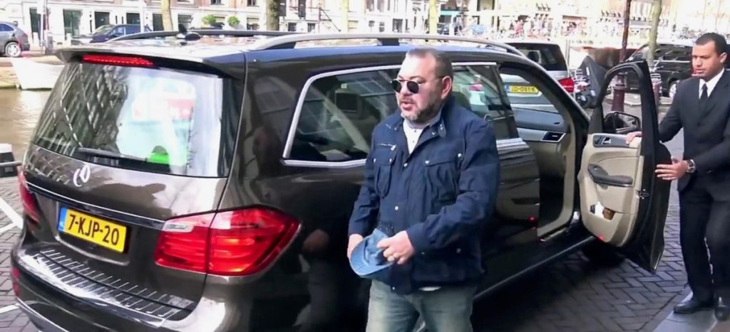 جون افريك ..الملك محمد السادس يصل إلى فرنسا في زيارة خاصة