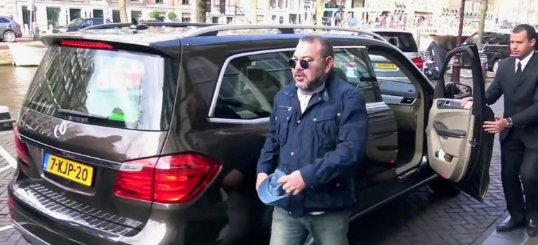 جون افريك ..الملك محمد السادس يصل إلى فرنسا في زيارة خاصة