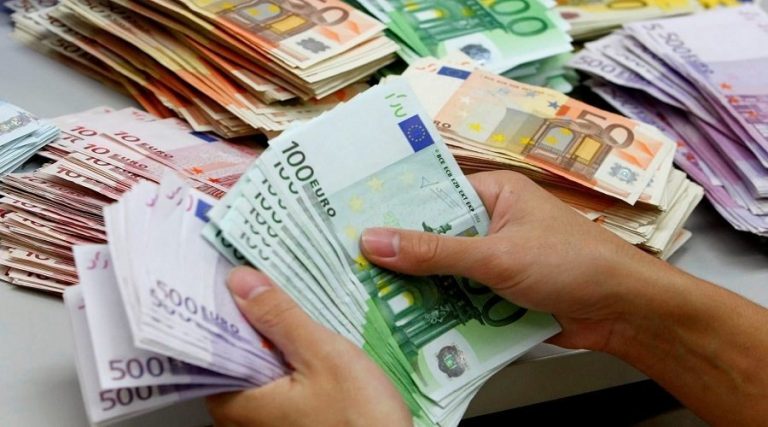 تحويلات مغاربة العالم تجاوزت 30,5 مليار درهم حتى متم أبريل