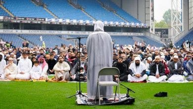Photo of مرة أخرى.. نادي انجليزي يفتح ملعبه للمسلمين لصلاة عيد الأضحى