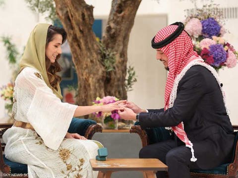 العروس سعودية ..الديوان الملكي الاردني يعلن خطوبة ولي العهد