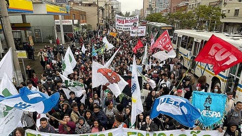 تظاهرات في البرازيل “دفاعا عن الديمقراطية”