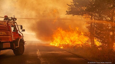 ديلي ميل”: الحرارة المرتفعة والحرائق في أوروبا تشبه نهاية العالم