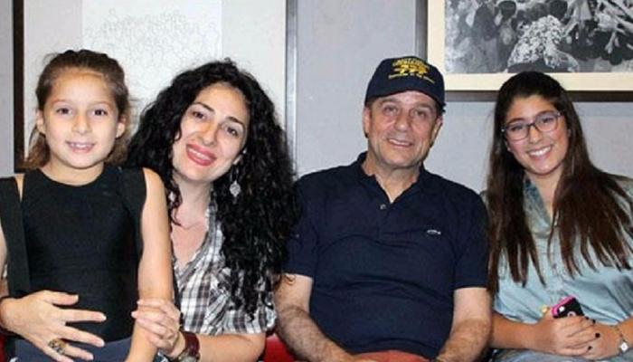 زوجة شريف منير تهاجم ابنتيها: "لي ملوش خير في أمه ملوش في حد"