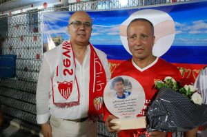 طنجة ..أبناء "حي كولومبيا" يكرمون اللاعب نورالدين الهسكوري
