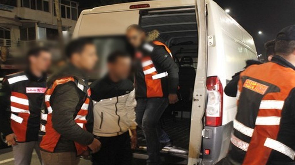 أمن البيضاء يحقق مع سبعة أشخاص يعملون بفندق متهمين بقتل سائح عربي