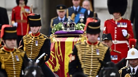 مسلمون ممنوعون من الاقتراب من جنازة الملكة إليزابيث