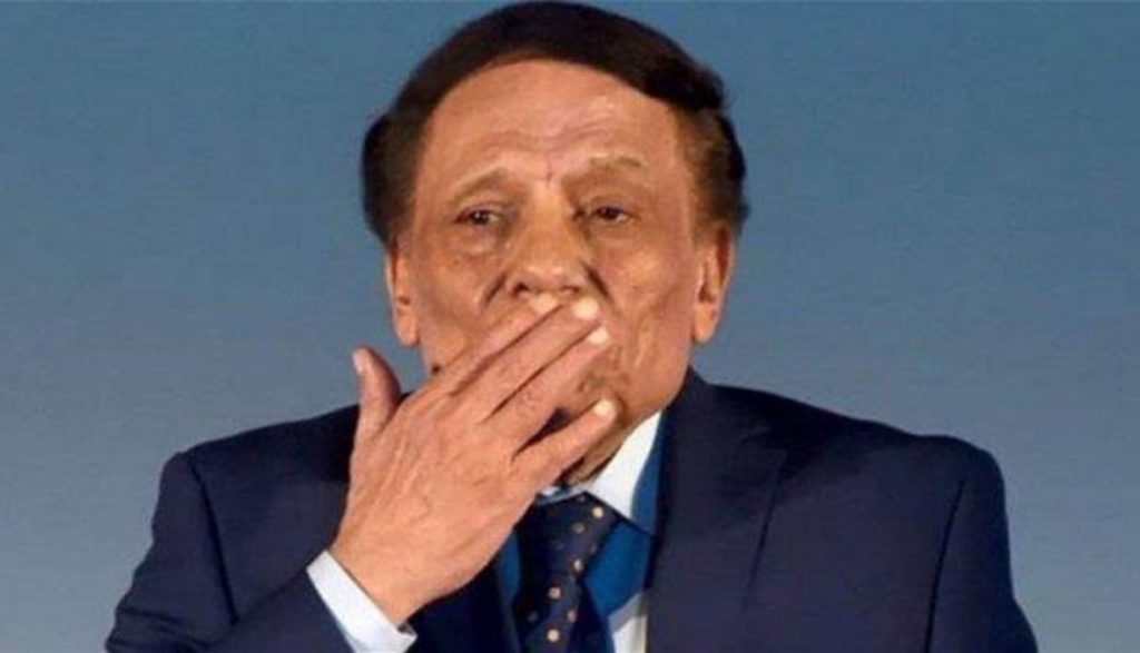مذيع مصري يفجر مفاجأة: عادل إمام مصاب بألزهايمر