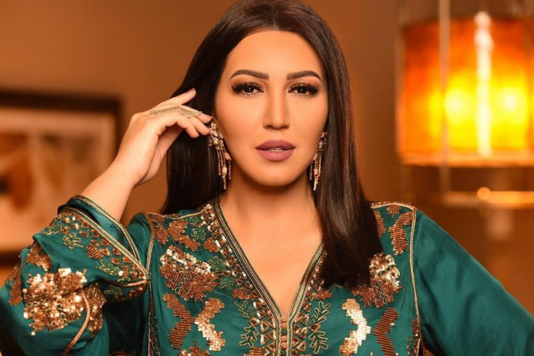 أسماء لمنور تنفي خبر زواجها