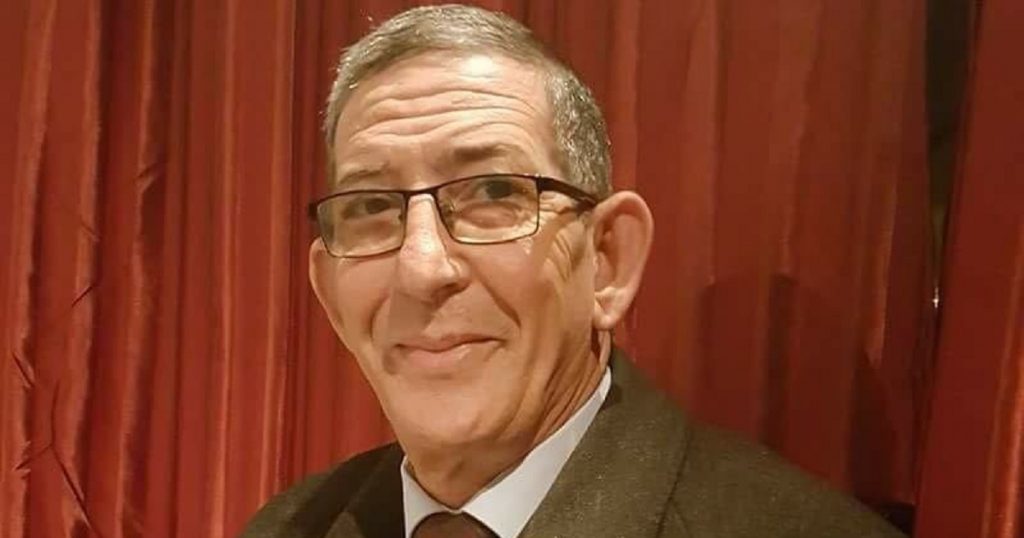 بالدموع.. مهيول: "الفنان إذا مخدمش يموت بالجوع هو و وليداتو"