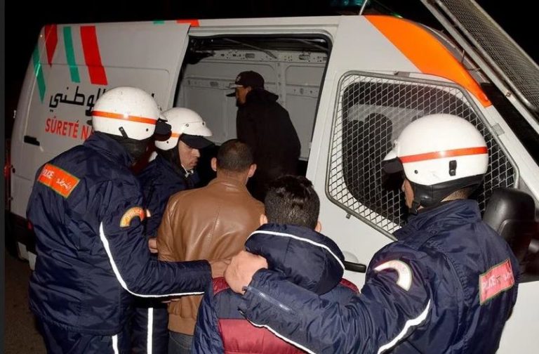 مداهمة محل عشوائي للقمار بحي باب دكالة بمراكش