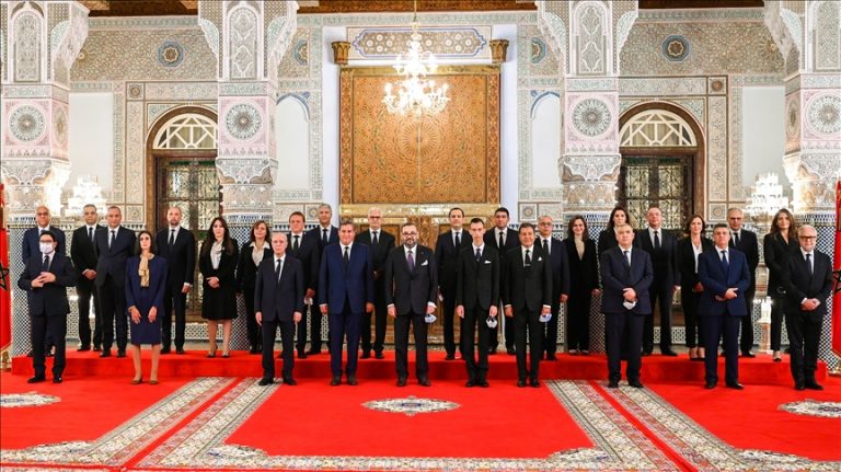 الشرقاوي..التعديل الحكومي يرفع سرعة سيارة حكومة وينزل منها الوزراء عديمي الفائدة