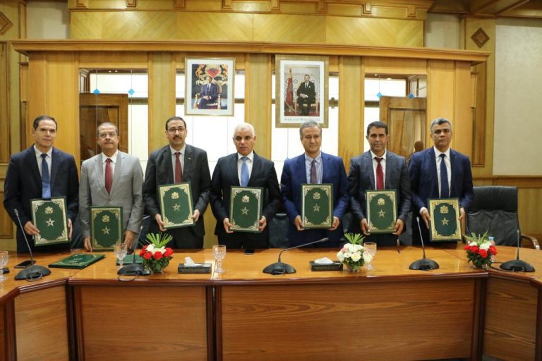 توقيع اتفاقية شراكة لتأهيل وتجهيز المراكز الاستشفائية ب5 مدن                                    
