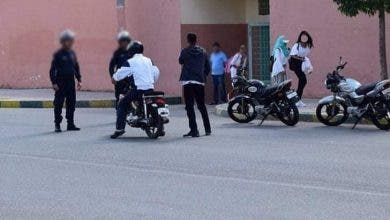Photo of أصحاب الدراجات النارية بسطات ينزلون بثقلهم بمحيط المؤسسات التعليمية