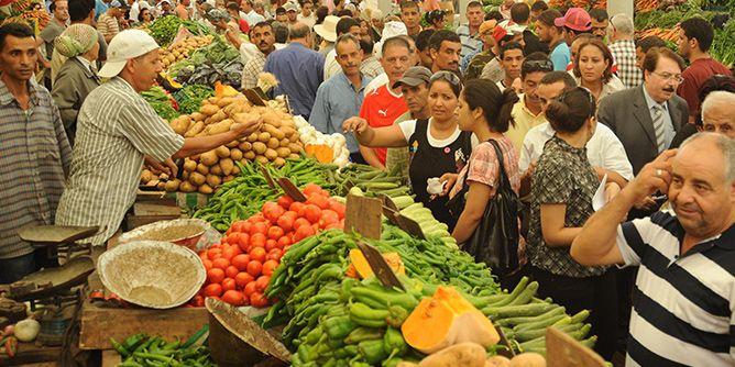 سيدي سليمان .. " العمالة ' تدرس وضعية التموين ومستوى الأسعار