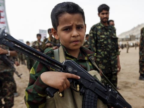 مجلس “السلم والأمن” يندد بتجنيد الأطفال من قبل التنظيمات المسلحة