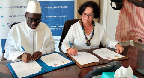 اتفاقية شراكة بين “الهاكا” والمجلس الوطني لتقنين السمعي البصري بالسينغال