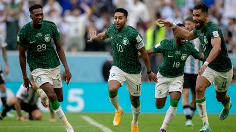 موتى وأشباح.. صحف الأرجنتين تهاجم لاعبيها بعد “مباراة السعودية”
