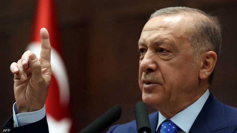 أردوغان : اذا لم تهدأ اليونان عن الاستفزازات فان الطائرات والمسيرات التركية ستضرب أثينا