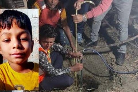 مأساة ريان تتكرر في الهند.. سقوط طفل في بئر ومحاولات لإنقاذه
