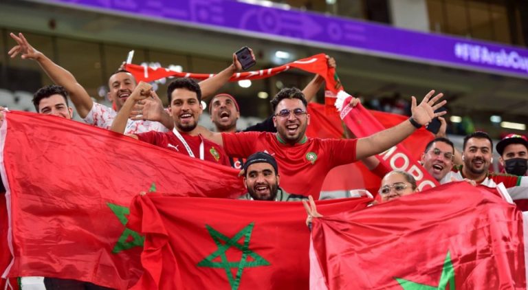 الجماهير المغربية تشرع في العودة تباعا للوطن و "لارام" تسخر كل إمكانياتها