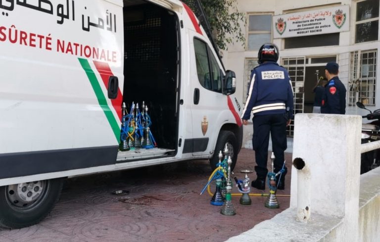 سلطات الدار البيضاء تشن حملة على عدد من مقاهي "الشيشة" غير المرخصة