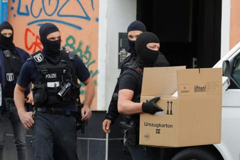 الشرطة الألمانية تفكك شبكة متطرفة كانت تخطط للهجوم على البرلمان