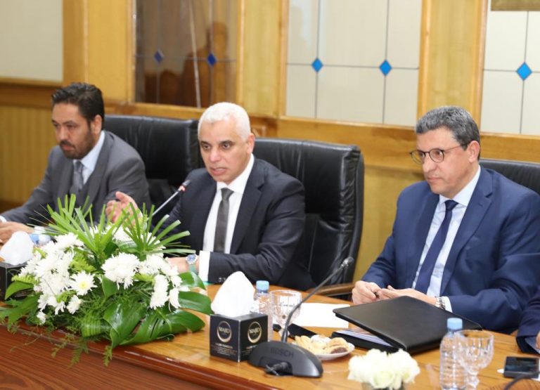 التأمين الإجباري عن المرض.. آيت الطالب يجتمع بالشركاء الاجتماعيين حول "الإطار الاتفاقي النموذجي"