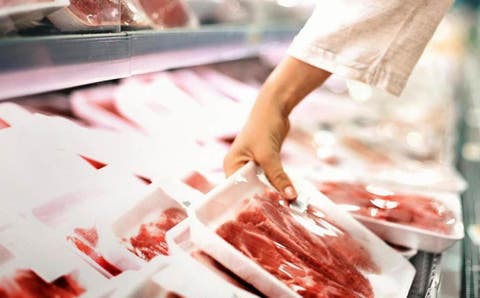 باعة اللحوم الحمراء يرفعون أسعار البيع و يتحججون بالضريبة على القيمة المضافة